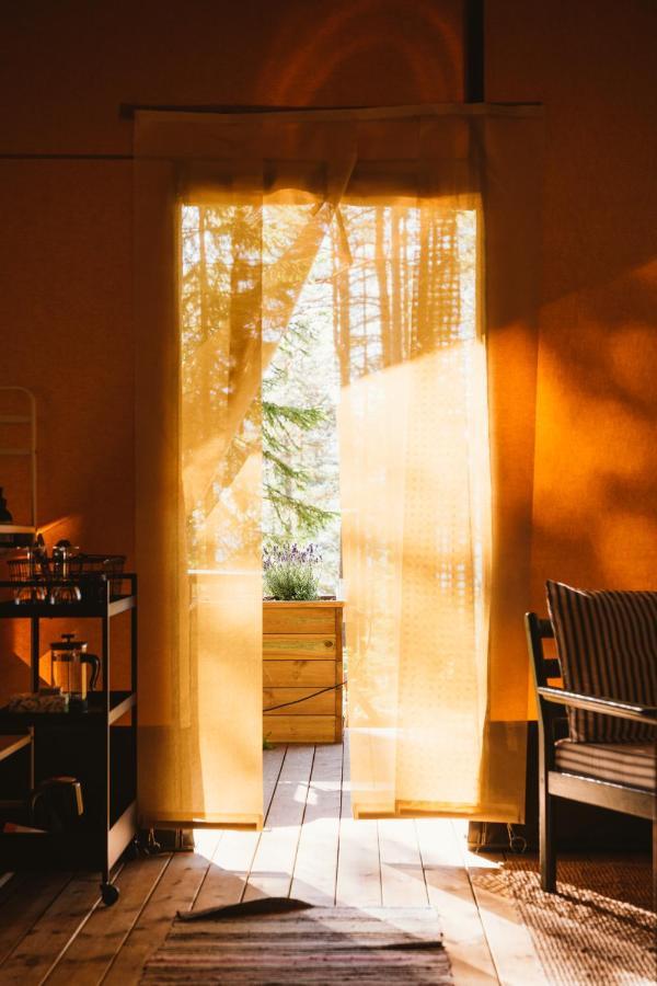 Breiva Gjestegaard Og Glamping Бё Экстерьер фото
